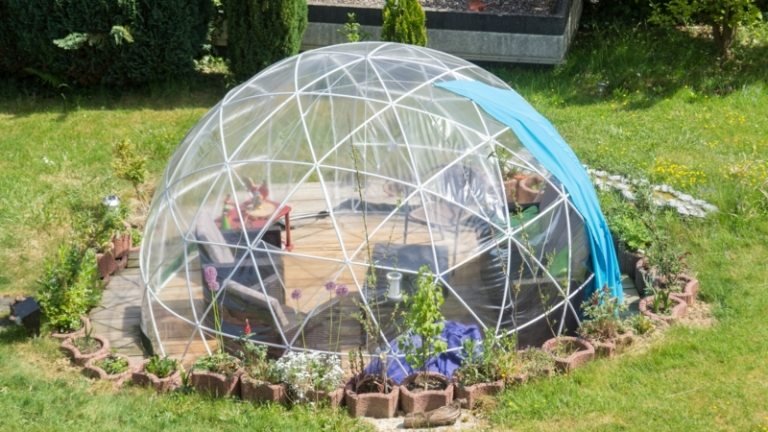Pavilón môžete využiť na rôzne účely záhradný altánok ako strešná fólia skleníková myšlienková sféra