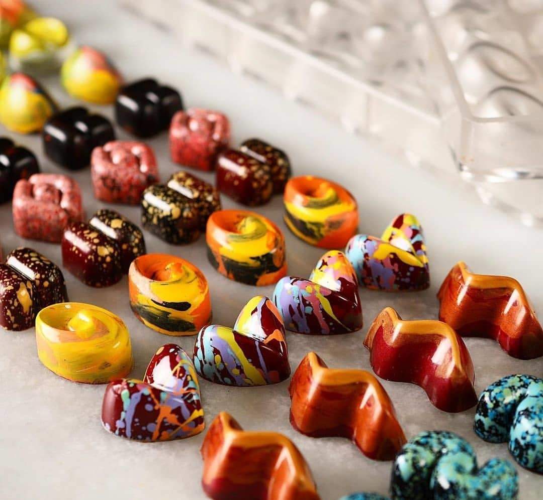 Vytvorte si vlastné pralinky Recept na čokoládové pralinky