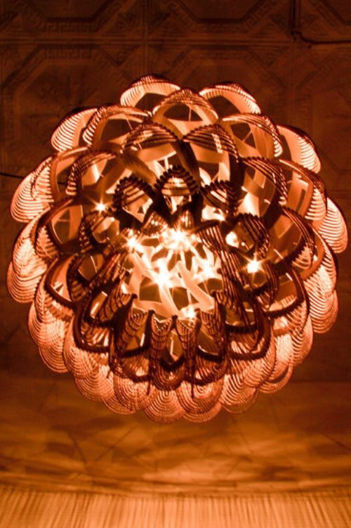 dizajnové lustre vŕbová lampa zjemňujú interiér červenou dizajnové lustre z vŕbovej žiarovky zjemňujú interiér červeno