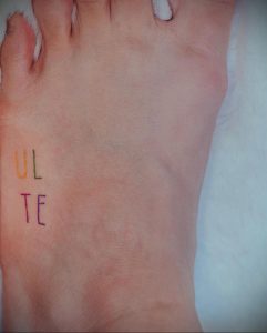 Napis na tatuaż dla dwojga SOUL MATE - zdjęcie 3