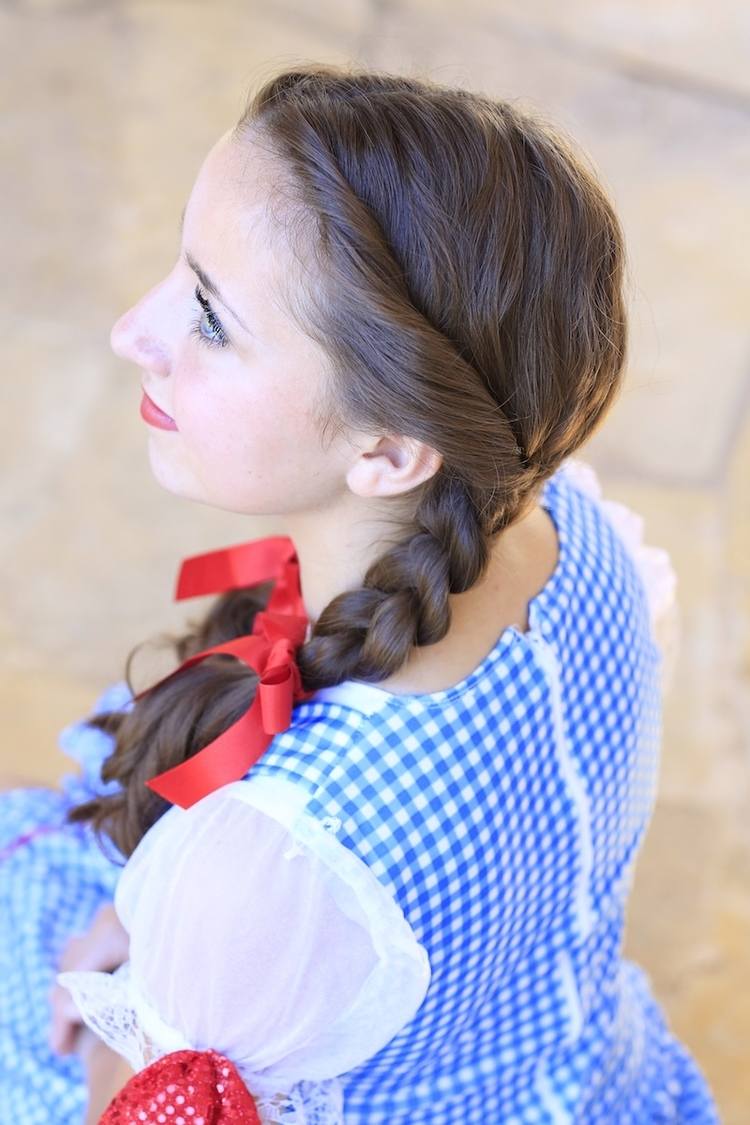 Účes princeznej Účesy pre deti vrkoč Návod pre dievčatá