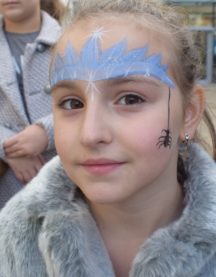 princezná make -up dievča čelo ľadová koruna pavúk