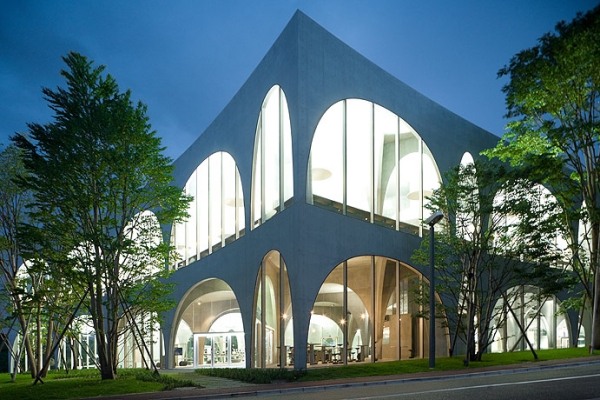 toyo Ito Pritzker Prize 2013 Univerzitná knižnica Tama