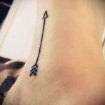 małe i proste tatuaże na nodze - zdjęcie gotowego tatuażu 02092016 2136 tatufoto.ru
