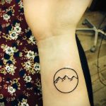 bardzo prosty tatuaż - zdjęcie gotowego tatuażu 02092016 1152 tatufoto.ru