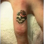 proste i piękne tatuaże - zdjęcie gotowego tatuażu 02092016 16176 tatufoto.ru