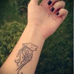 proste i piękne tatuaże - zdjęcie gotowego tatuażu 02092016 17177 tatufoto.ru