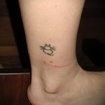 proste tatuaże na nodze - zdjęcie gotowego tatuażu 02092016 3270 tatufoto.ru