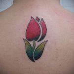 prosty tatuaż kwiatowy - zdjęcie gotowego tatuażu 02092016 3345 tatufoto.ru