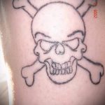 prosty tatuaż czaszki - zdjęcie gotowego tatuażu 02092016 3356 tatufoto.ru