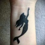 prosty czarny tatuaż - zdjęcie gotowego tatuażu 02092016 1399 tatufoto.ru