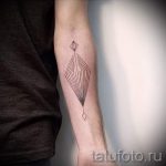 prosty czarny tatuaż - zdjęcie gotowego tatuażu 02092016 4402 tatufoto.ru