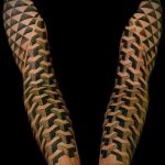 einfache Tattoo-Ęrmel - ein Foto des fertigen Tätowierung 02092016 1027 tatufoto.ru