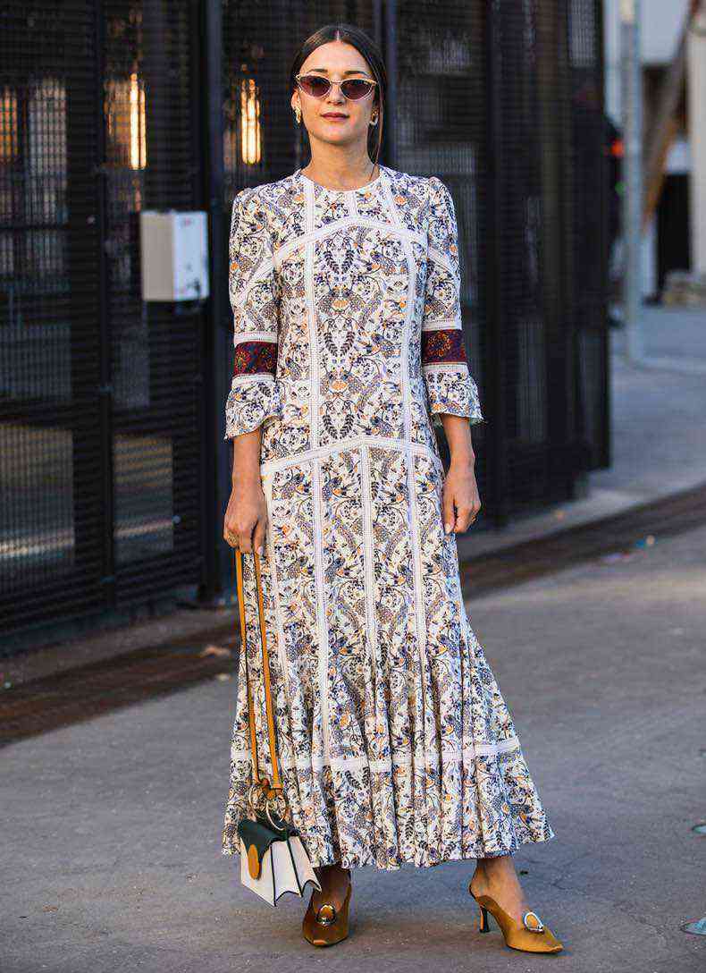 Prairie šaty kombinovať dlhé letné módne trendy šaty vintage vzhľad slnečné okuliare retro