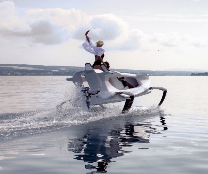 quadrofoil-neobvyklé-vozidlo-na-súkromné-použitie-elektromotor