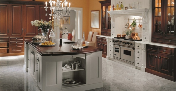 elegantná-klasicko-drevená kuchyňa