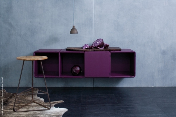 Qubing modulárny policový systém vo fialovej verzii