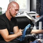 Fénykép tetováló mester egy szakma