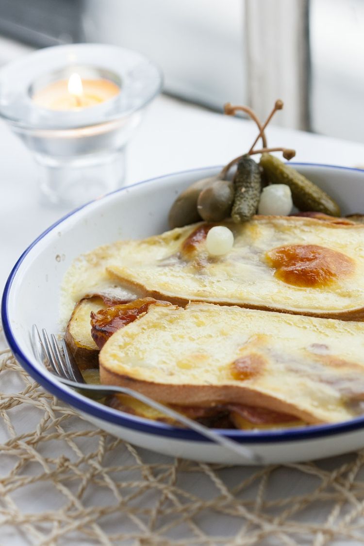 Raclette-prílohy-na-servírovanie-rodinné-jedlá-recepty-nápady