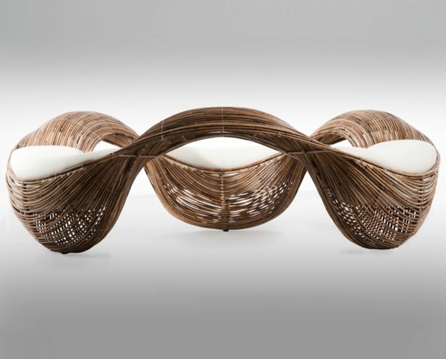 Ručne vyrobený drevený vankúš na záhradný nábytok