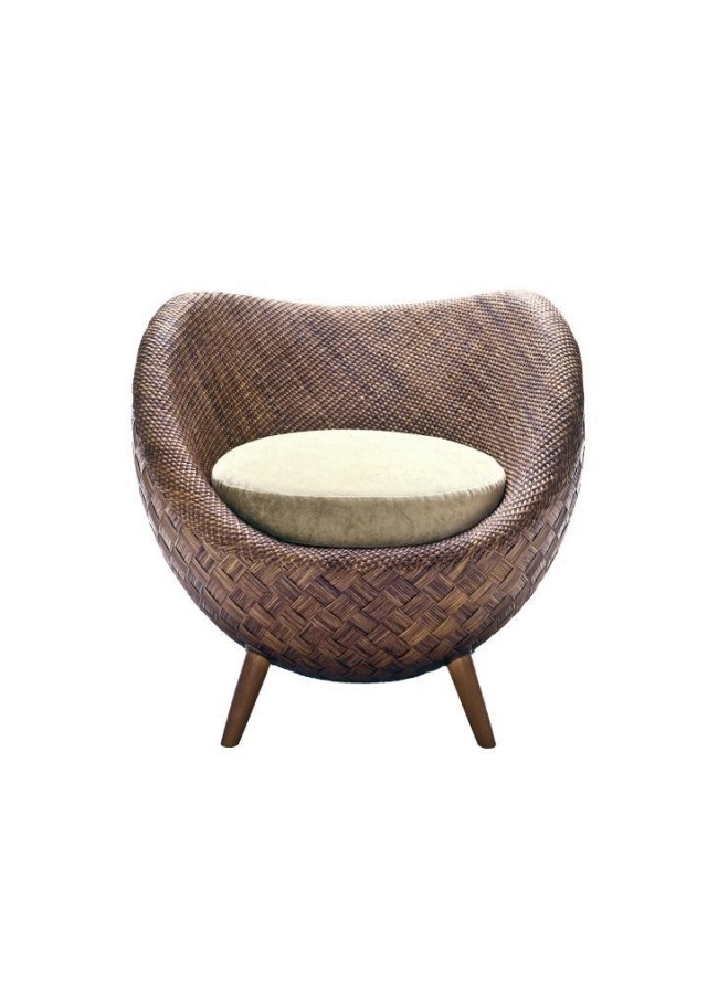 ratanové kreslo la luna kenneth cobonpue drevené nohy