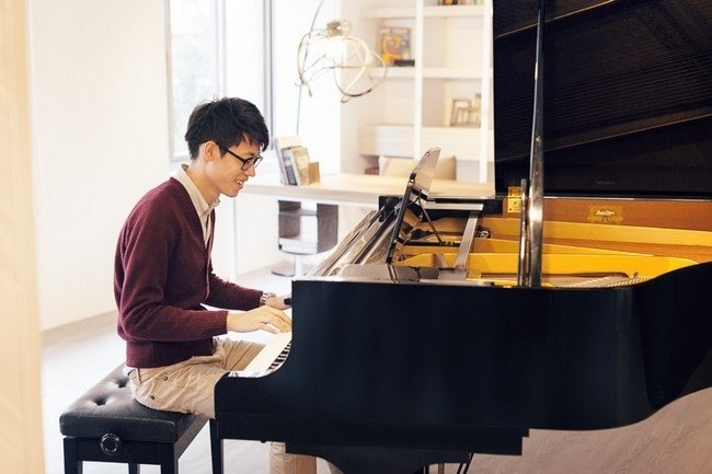 Nápady na malý byt, klavír, zariadenie na riešenie problémov s priestorom