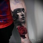 REALISTIC TATTOOS # 863 е готина версия на модела, която може успешно да се използва за трансформиране и прилагане като реалистични татуировки за мъже