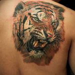 REALISTIC TATTOOS # 430 е готина версия на модела, която може успешно да се използва за трансформиране и прилагане като реалистична татуировка на рамото