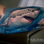 REALISTIC TATTOOS # 871 е интересна версия на модела, който може успешно да се използва за трансформиране и прилагане като реалистични татуировки за мъже