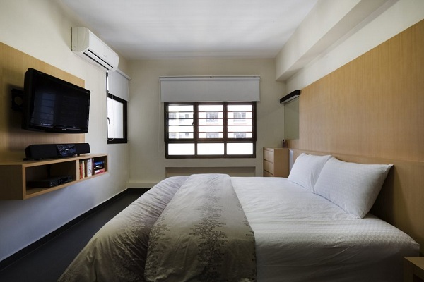 malá spálňa-dizajn-nástenná polica