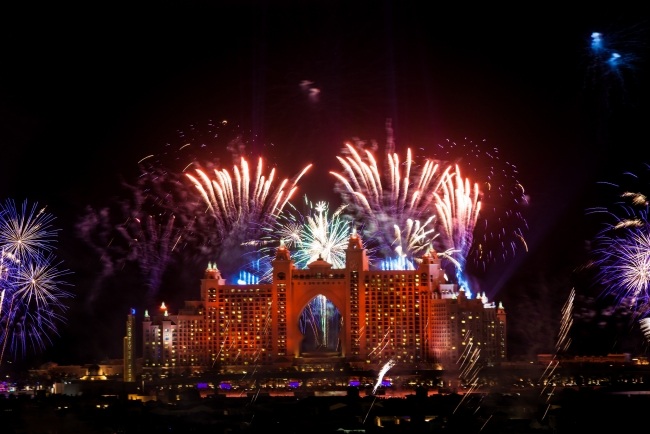 Hotel Atlantis The Palm zaznamenal dubajský silvestrovský ohňostroj 2014 Hotel Atlantis The Palm zaznamenal dubajský silvestrovský ohňostroj