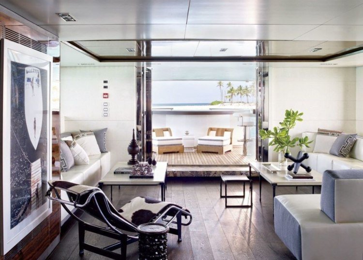 ležanie v obývačke malé posedenie moderný balkón