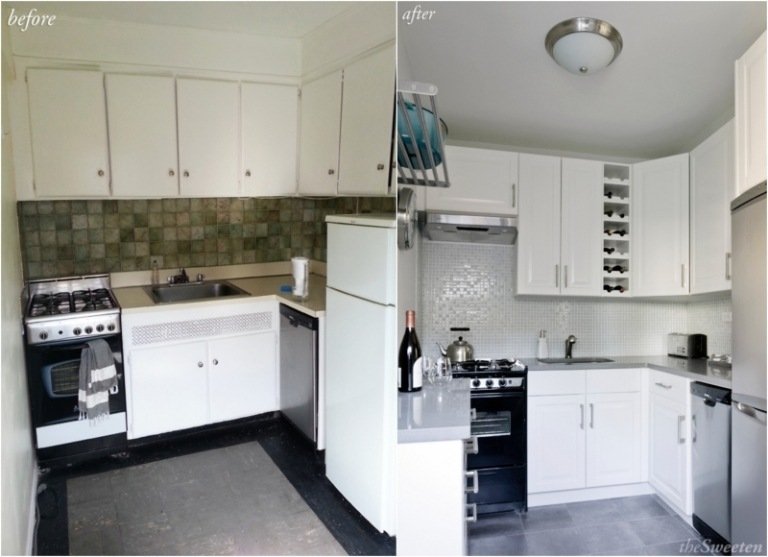 sivá dlažba, biele kuchynské skrinky a zrkadlá s mozaikovou dlažbou renovovať-nápady-kuchyňa-tvar-u-biela-skriňa-sivá-doska-mozaika-dlaždice-zrkadlo