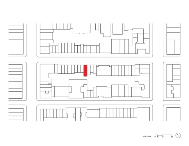 Úzka fasáda radovej modernej polohy v New Yorku