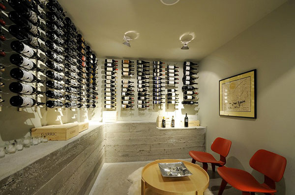 moderná vínna pivnica - elegantný dom