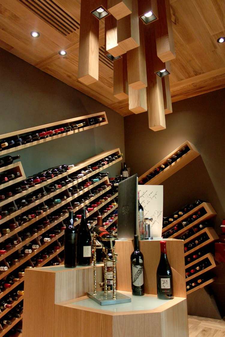 reštauračné obklady vlastný dizajn podstavec drevo víno luxusné drahé