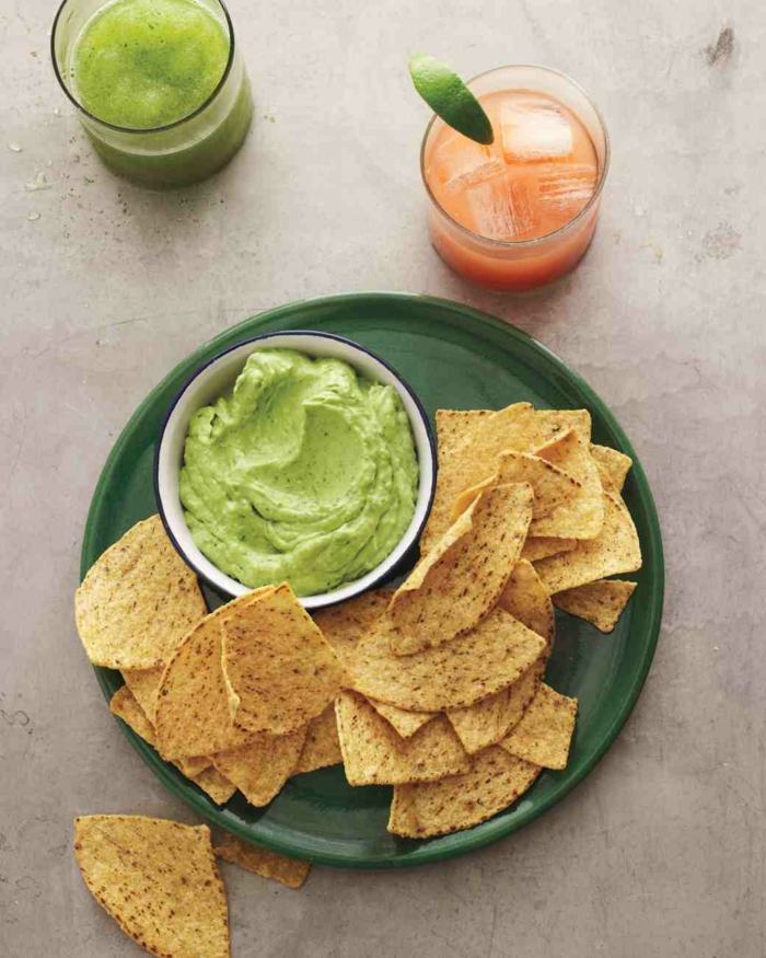 Avokádový dip s horčicou - lahodná omáčka Pripravte si chutné recepty z avokádových čipsov sami