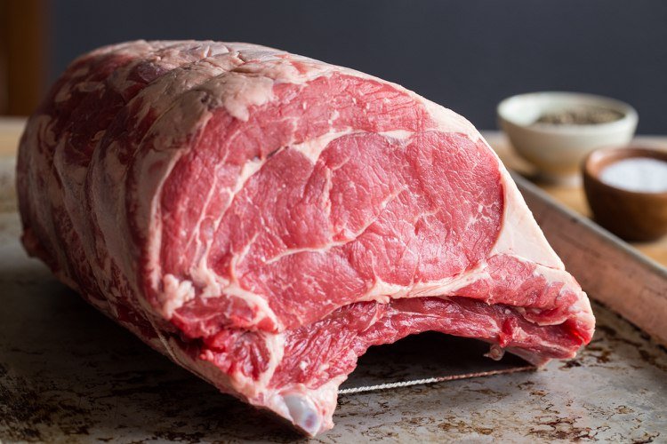 Hovädzie mäso z pečeného rebrá