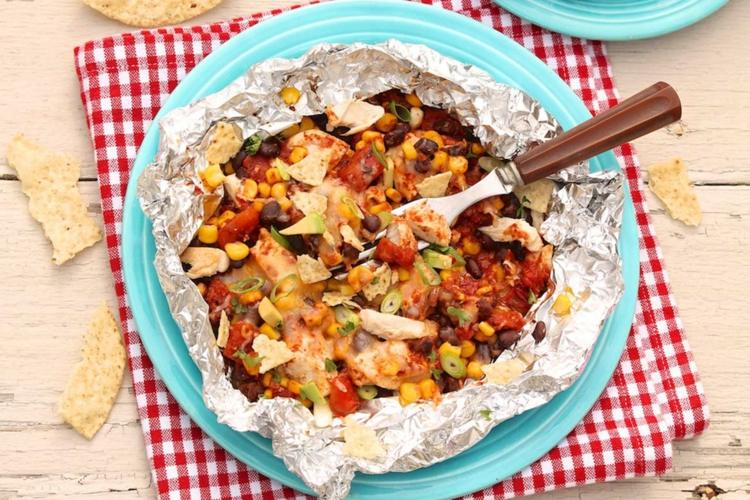 Plechová fólia na varenie večere Návrhy rýchlych receptov Balíky cínovej fólie