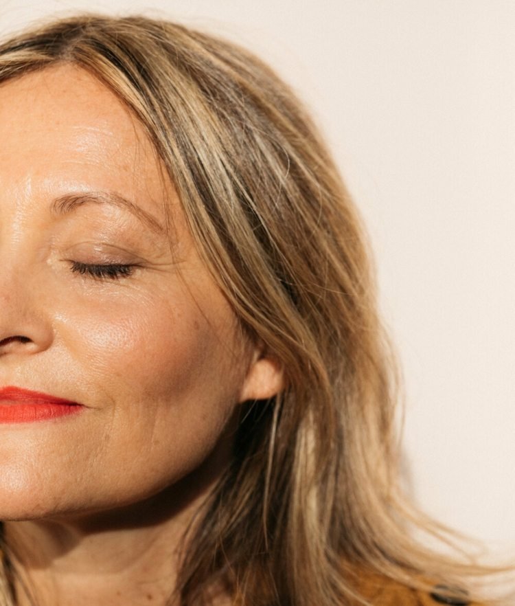 Ošetrite vrásky nechtíkovou masťou a dosiahnite hladkú pokožku