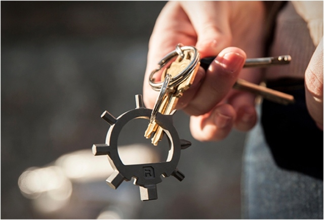 dobré riešenie pre nástroj na krúžky na kľúče ring-tool-design-instrument-road-help-idea