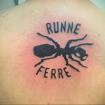 Fotó példa egy tetoválásra hangyával 03/21/2021 №127 - hangya tetoválás -