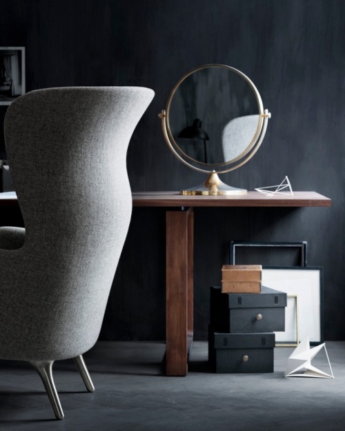 kreslo v neutrálnych tónoch od jaime hayóna