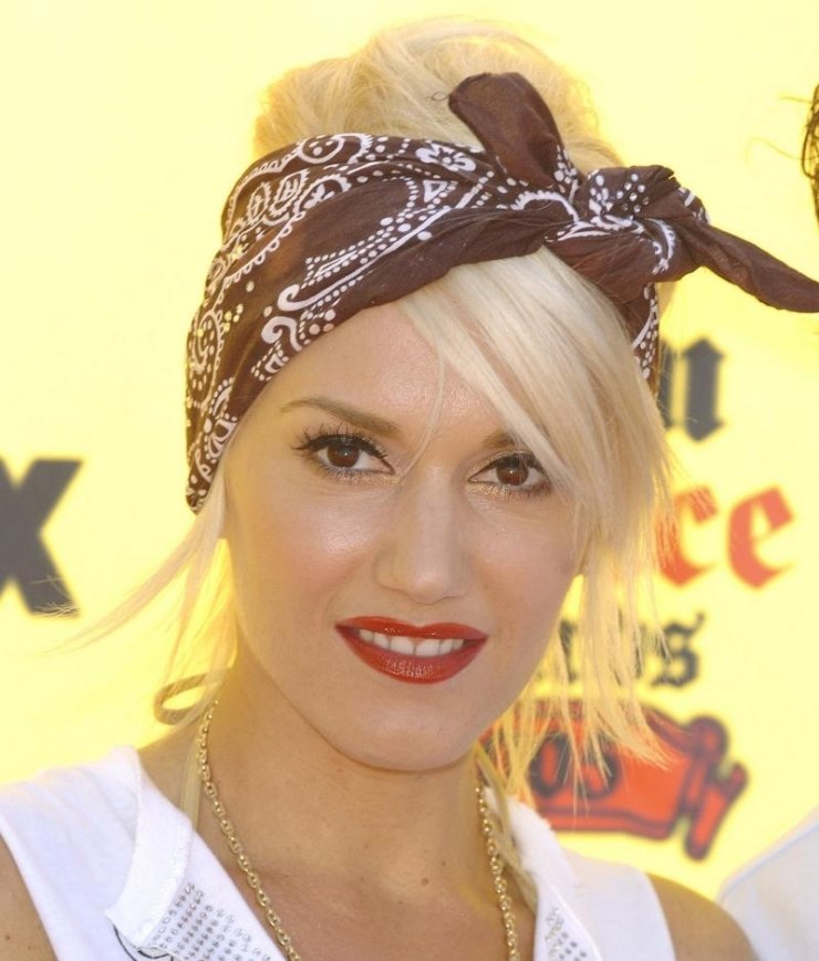 Rockabilly s poníkom a šatkou Účesová ofina Rockabilly