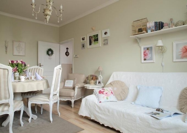 ošarpaná-šik-obývačka-ročník-ženský-vkus