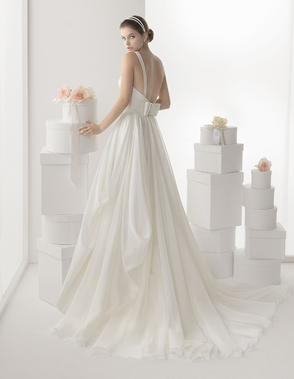 rosa-clara-svadobne saty-2014-vyssie-pas-bez zadku