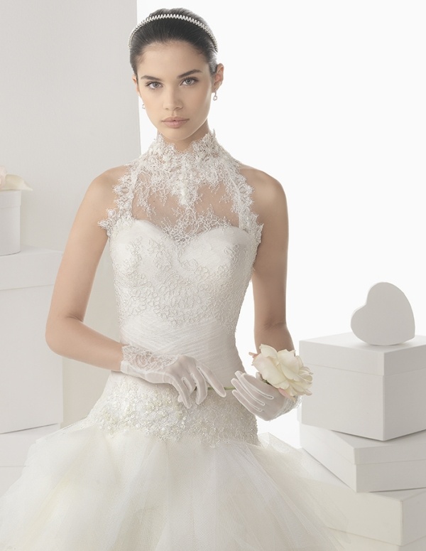 svadobné šaty-mandarínkový výstrih-čipka-tyl-sukňa-srdiečkový výstrih