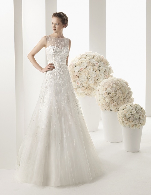 svadobné šaty-2014-line-tyl-čipka-výšivkový opasok