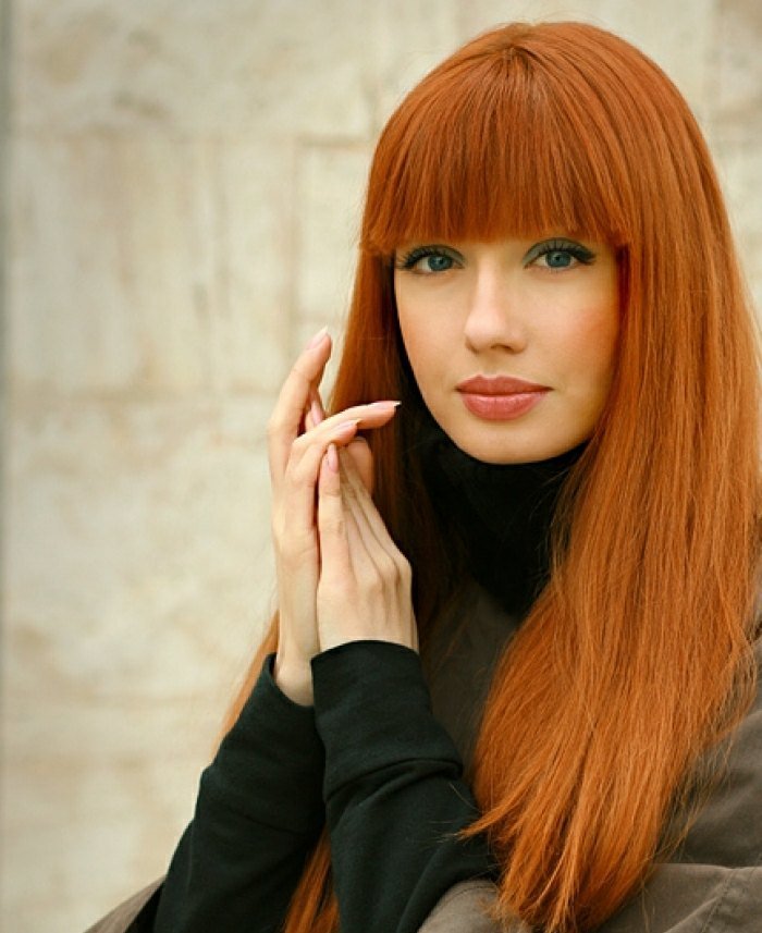 Farba vlasov medená blond dlhé vlasy modrá Medené blond dlhé vlasy modré oči