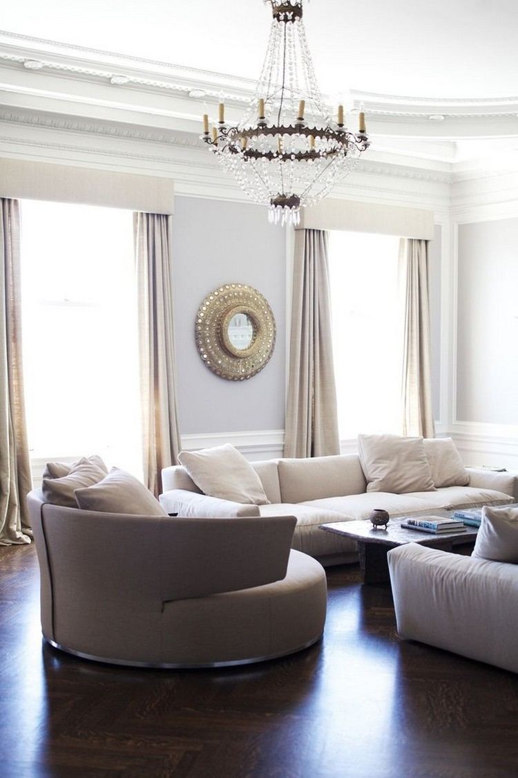 okrúhle pohovky-moderné-krémové-tmavé-parkety-podlaha-stena-zrkadlo-okrúhle